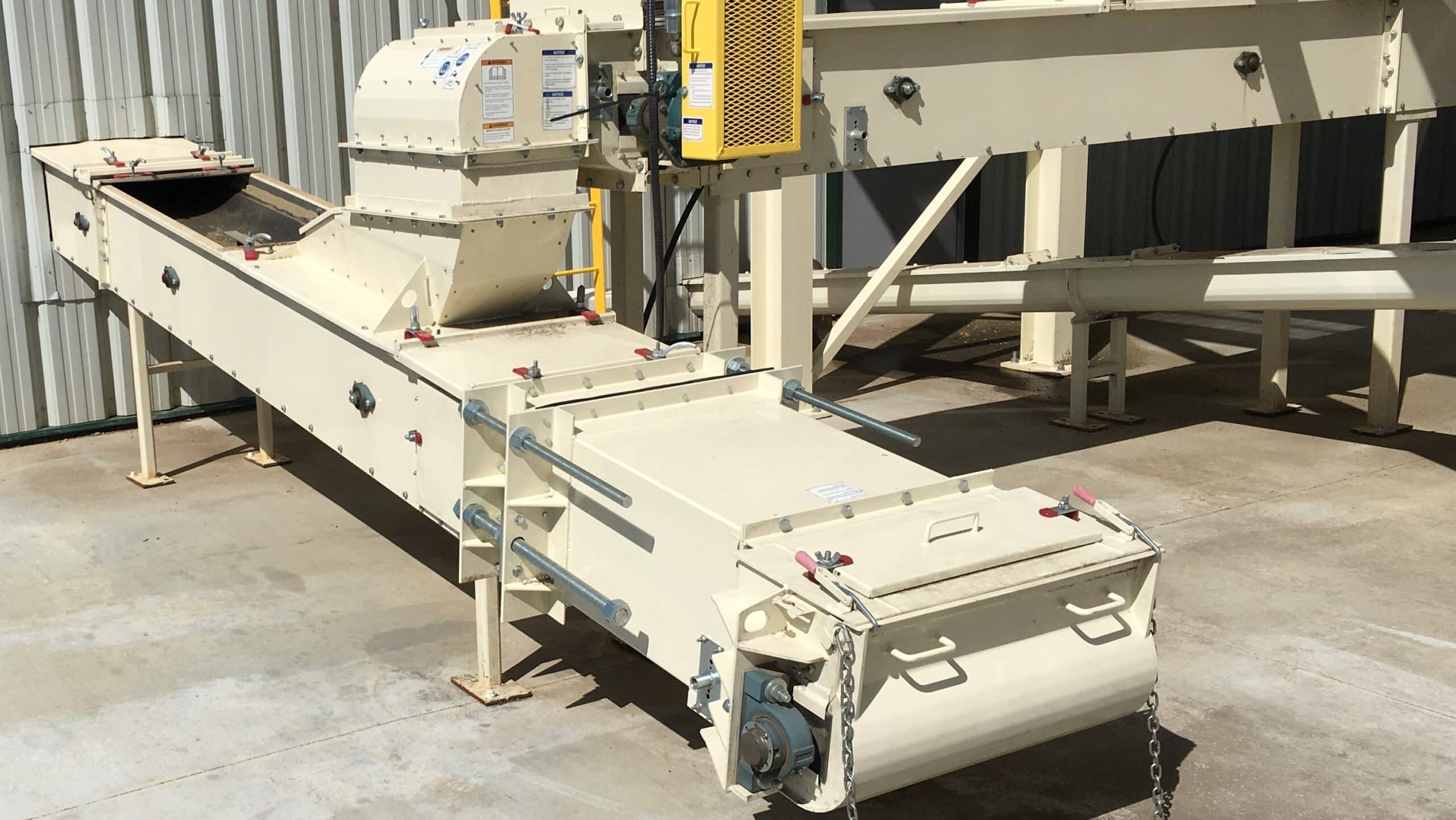 Belt conveyor for seed and grain processing
