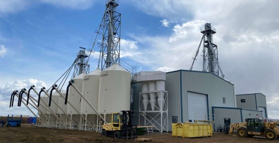 Completed Starland seed processing facility built by Vistasort